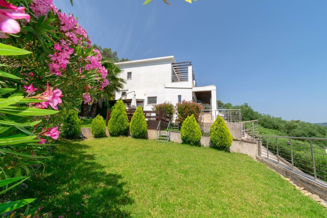 Ionian Pearl Luxury Spa Villa Mesongí Exterior foto